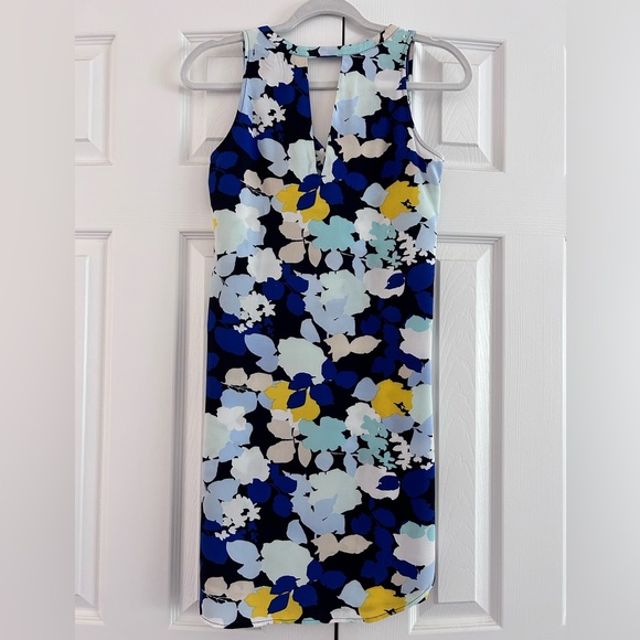 GAP Floral Sleeveless Dress - Picture 4 of 9
